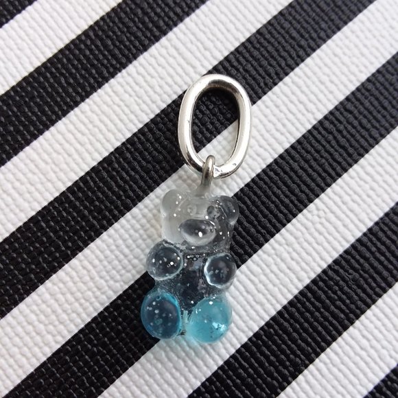 4/$20 Shoe Charms     Gummy Bear shoelace charm for roller skates - Picture 3 of 7